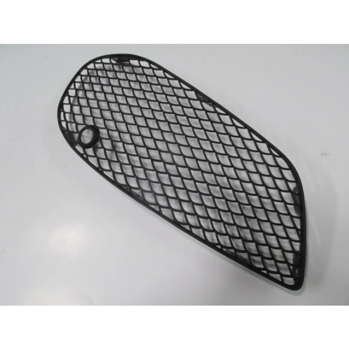 MERCEDES C CLASS- W205- 14/17; SİS LAMBA KAPAĞI SOL SİS DELİKSİZ (AMG)(TW)