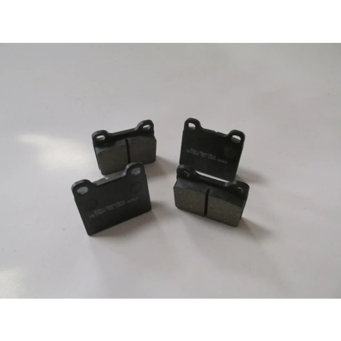 MERCEDES E CLASS- W123- 77/85; ARKA FREN BALATASI (KABLOSUZ)(DİSK) (62X56,4X14,5)(BRAMAX)