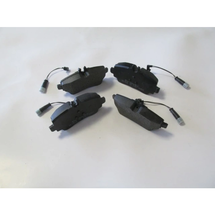 MERCEDES VANEO- 03/06; ÖN FREN BALATASI (4 KABLOLU)(DİSK)(116.5X57X18.5)(BRAMAX)