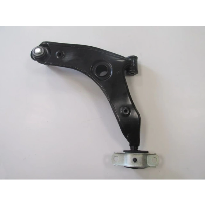 MITSUBISHI CARISMA- 97/00; ÖN ALT TABLA SAG (SALINCAK) BURÇLU/ROTILLI (SH)