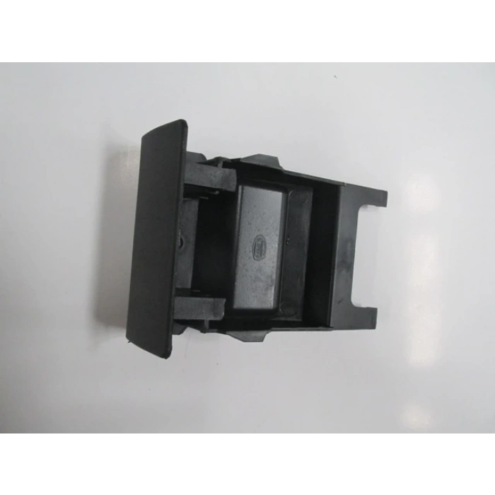 OPEL ASTRA- G- SD/HB- 99/09; MARŞPİYEL PLASTİĞİ ÖN KRİKO KAPAĞI SOL