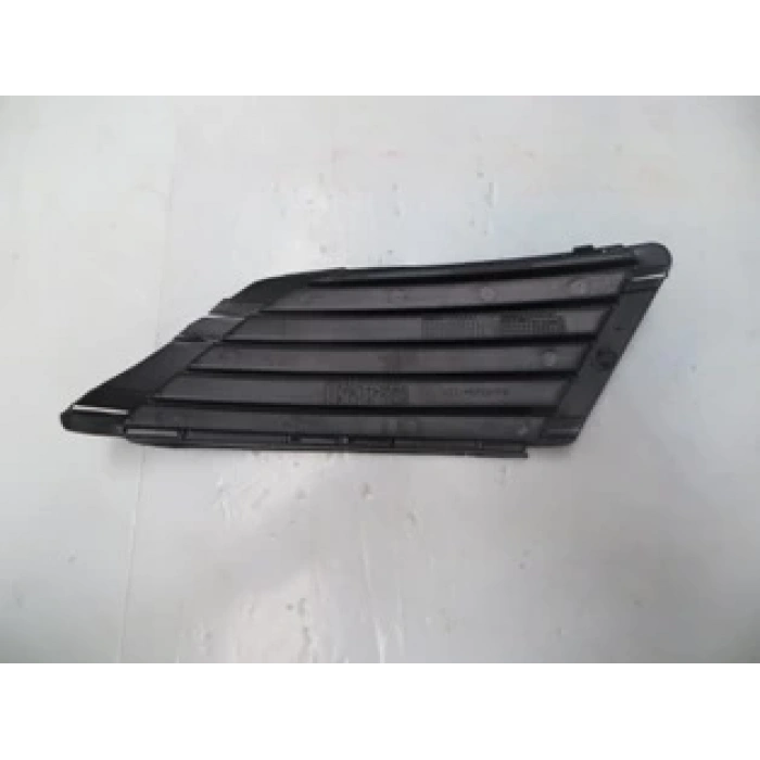 OPEL CORSA- C- 04/06; SİS LAMBA KAPAĞI SAĞ SİYAH (DELİKSİZ)