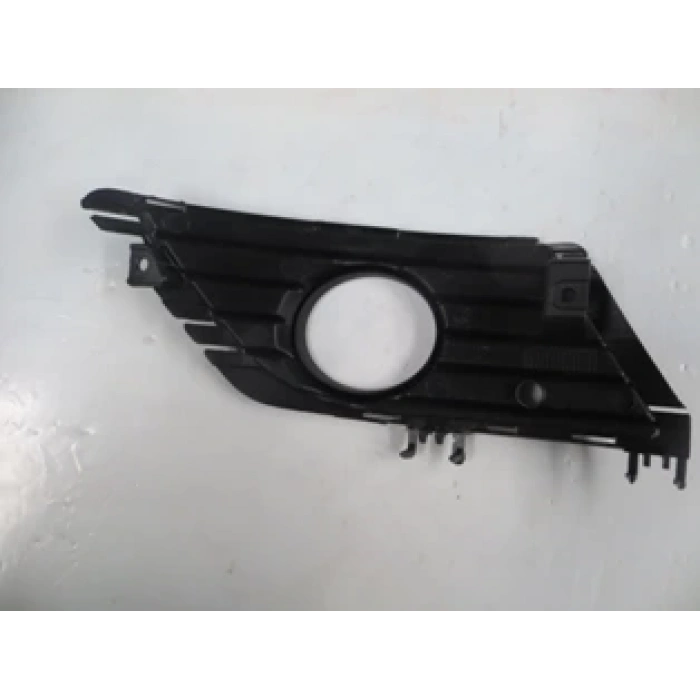 OPEL CORSA- C- 04/06; SİS LAMBA KAPAĞI SOL SİYAH (DELİKLİ) (TW)