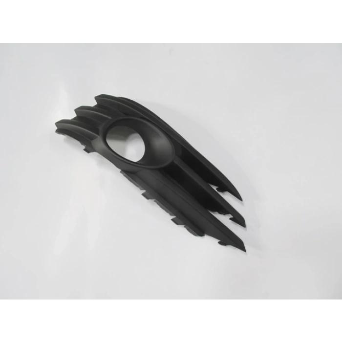 OPEL VECTRA- 06/09; SİS LAMBA KAPAĞI SAĞ SİS DELİKLİ (TW)