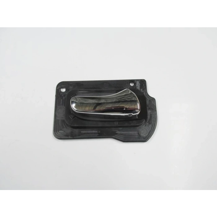 OPEL VECTRA- B- 96/99; ÖN KAPI İÇ AÇMA KOLU SAĞ SİYAH (ELCEĞİ NİKELAJLI) (HUSHAN)