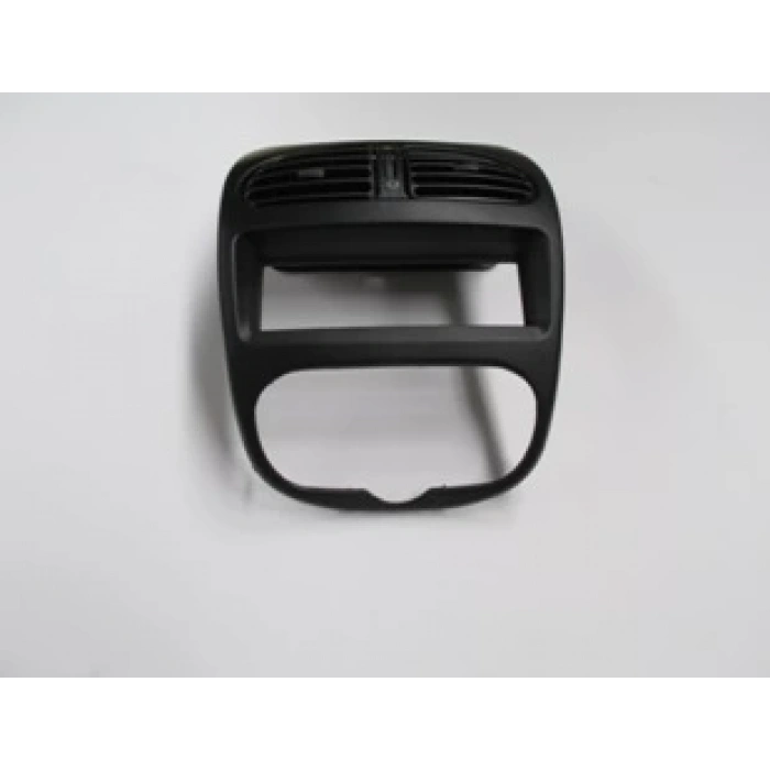 PEUGEOT 206- HB- 99/09; ÖN GÖĞÜS HAVALANDIRMA PETEĞİ ORTA (TEYP PANELİ) (BFN)