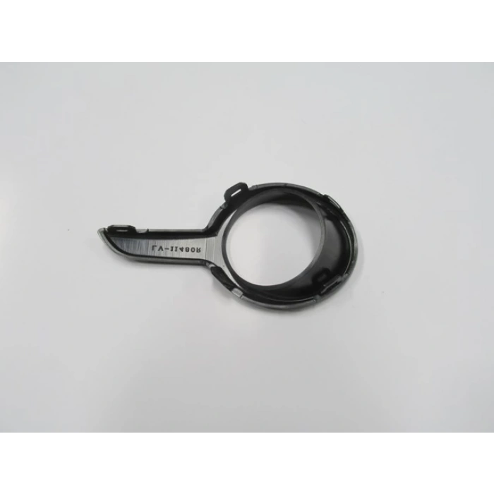 PEUGEOT 208- 12/15; SİS LAMBA ÇERÇEVESİ SOL SİS DELİKLİ SİYAH