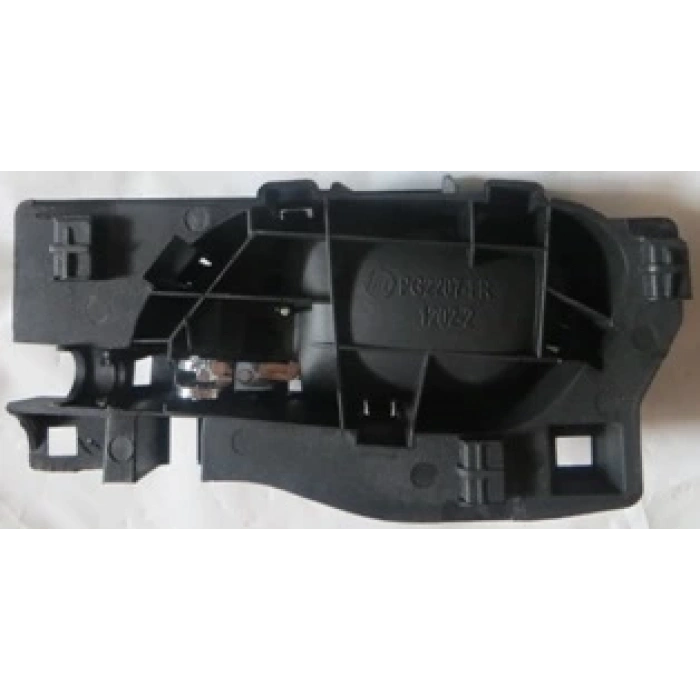 PEUGEOT 208- 12/20; ARKA KAPI IÇ AÇMA KOLU SAG SIYAH (ELCEGI NIKELAJLI) (HUSHAN)