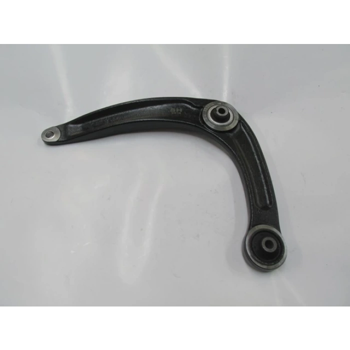 PEUGEOT 3008- 09/16; ÖN ALT TABLA SOL BURÇLU (SALINCAK) (SH)