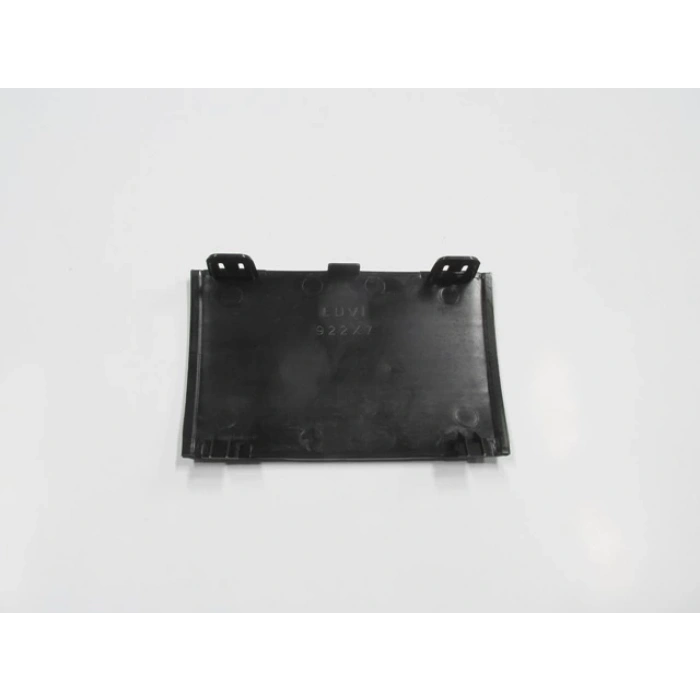 PEUGEOT 3008- 17/20; ÖN TAMPON PANJURU ORTA PARÇA SİYAH (RADAR KAPAĞI)