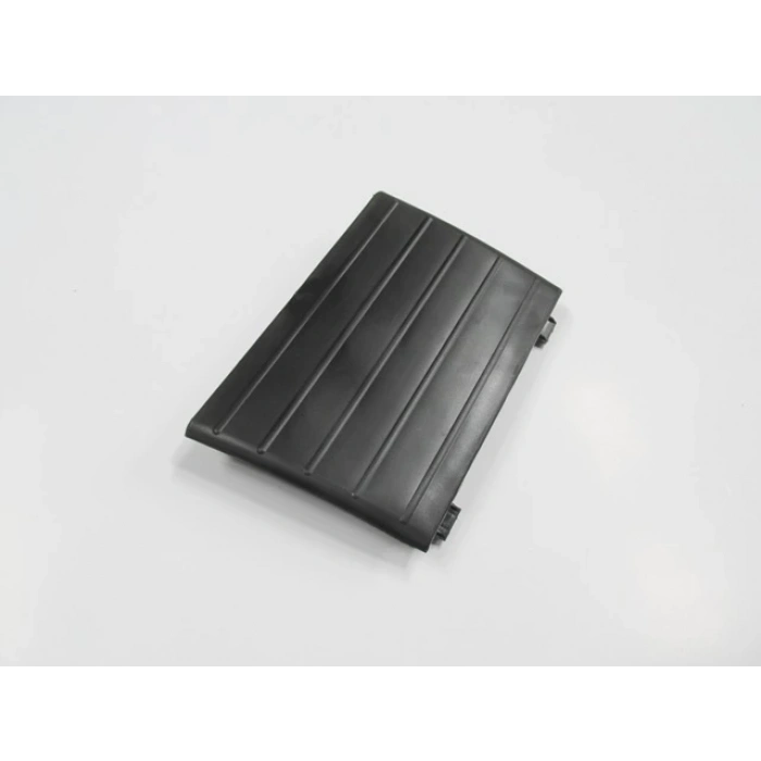 PEUGEOT 3008- 17/20; ÖN TAMPON PANJURU ORTA PARÇA SİYAH (RADAR KAPAĞI)