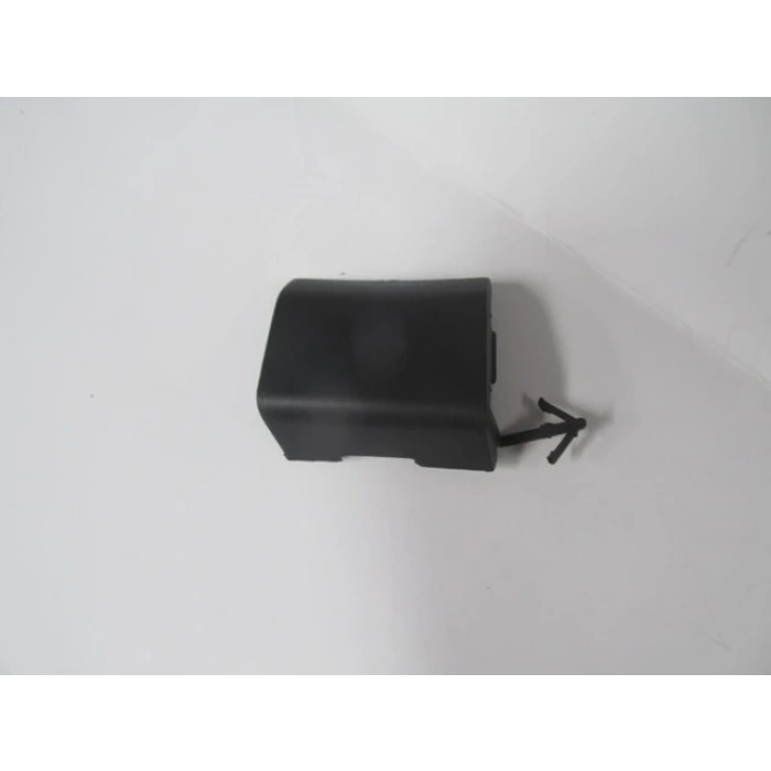 PEUGEOT 308- 11/13; ARKA TAMPON ÇEKİ DEMİRİ KAPAĞI (LM)