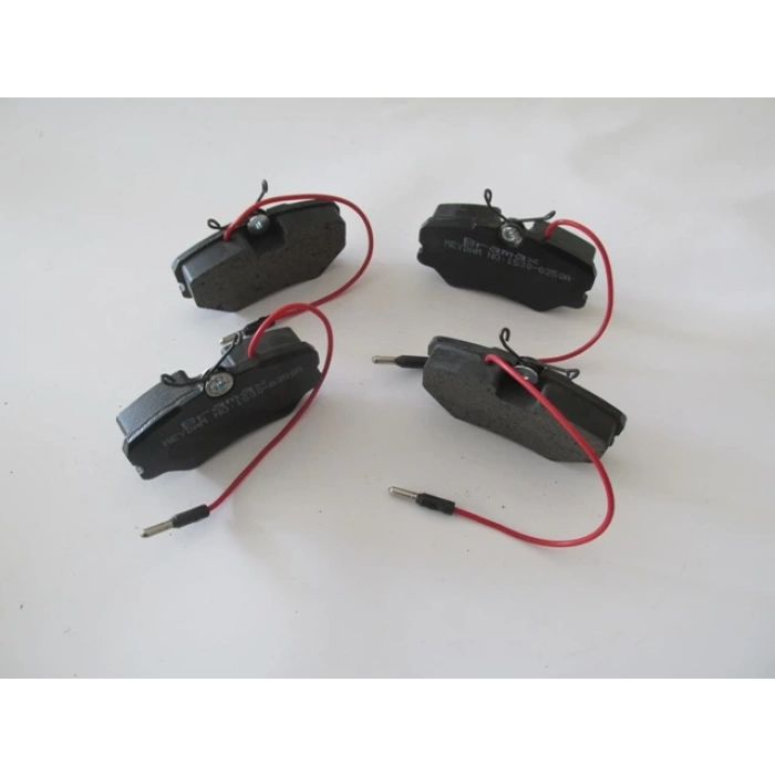 PEUGEOT 405- 87/96; ÖN FREN BALATASI (4 KABLOLU)(DİSK)(94,8X49X19)(BRAMAX)