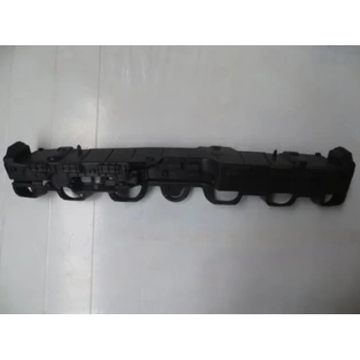 RENAULT CLIO- 4- HB- 13/16; ARKA TAMPON DARBE EMİCİ ORTA (PLASTİK) (TAMPON İÇ KISIM)(TYG)