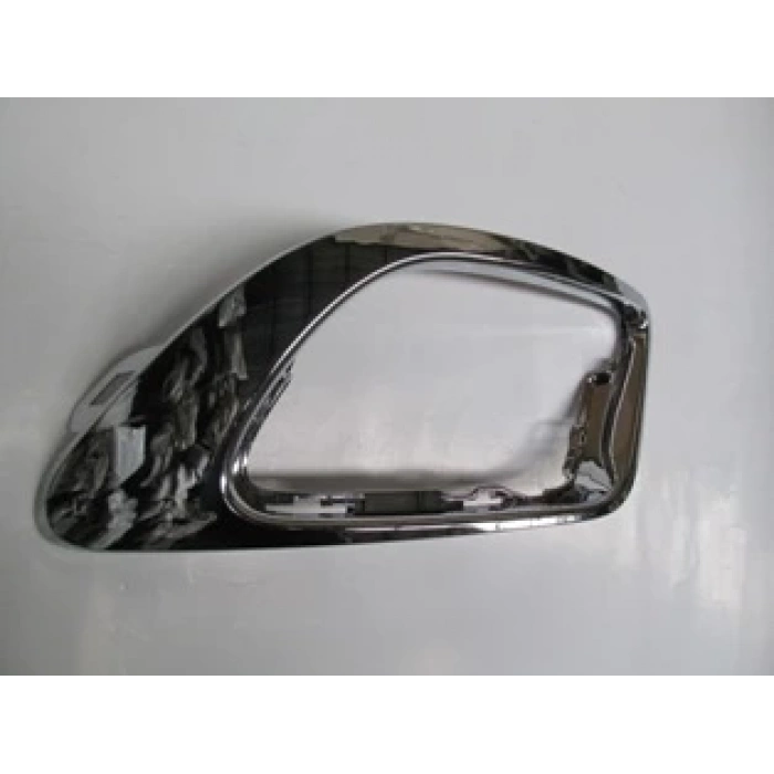 RENAULT FLUENCE- 13/16; SİS LAMBA ÇERÇEVESİ SAĞ NİKELAJLI