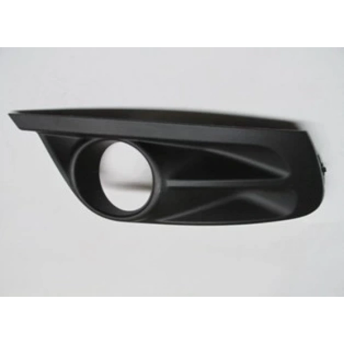 RENAULT FLUENCE- 13/16; SİS LAMBA KAPAĞI SOL SİS DELİKLİ (MAT SİYAH)