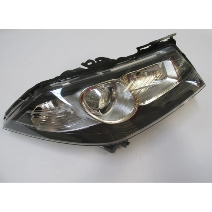 RENAULT MEGANE- 2- 07/09; FAR LAMBASI SAĞ ELEKTRİKLİ/MOTORSUZ SİYAH MERCEKLİ MAKYAJLI(AYFAR(E MARKLI