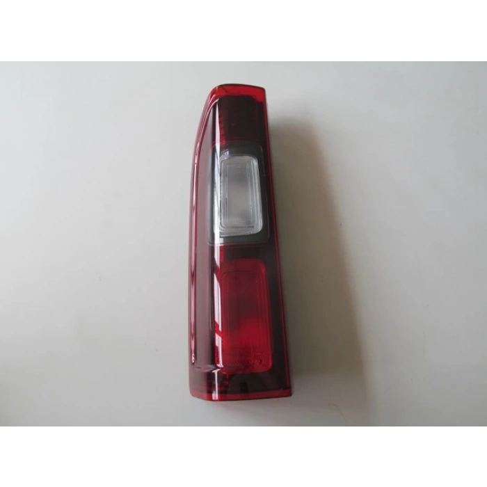 RENAULT TRAFIC- 3- 15/21; STOP LAMBASI SOL KIRMIZI/BEYAZ (MARS) (E MARKLI)