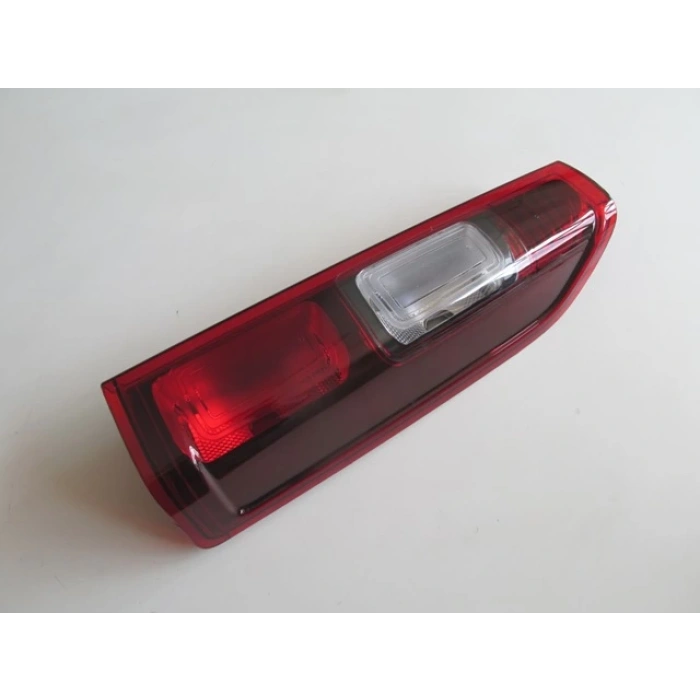 RENAULT TRAFIC- 4- 22/24; STOP LAMBASI SAĞ KIRMIZI/BEYAZ (MARS) (E MARKLI)