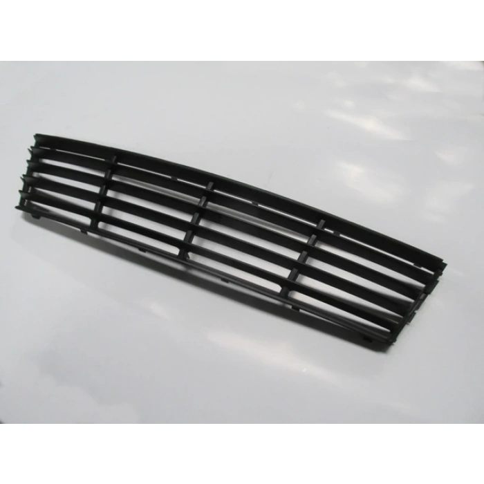 SEAT CORDOBA- 02/07; ÖN TAMPON PANJURU SİYAH (TYG)