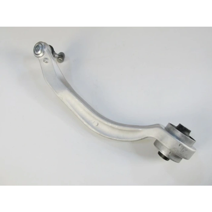 SEAT EXEO- 09/11; ÖN ALT ROTİLLİ KOL ARKA SOL EĞRİ TİP(SALINCAK) ALÜMİNYUM (SH)