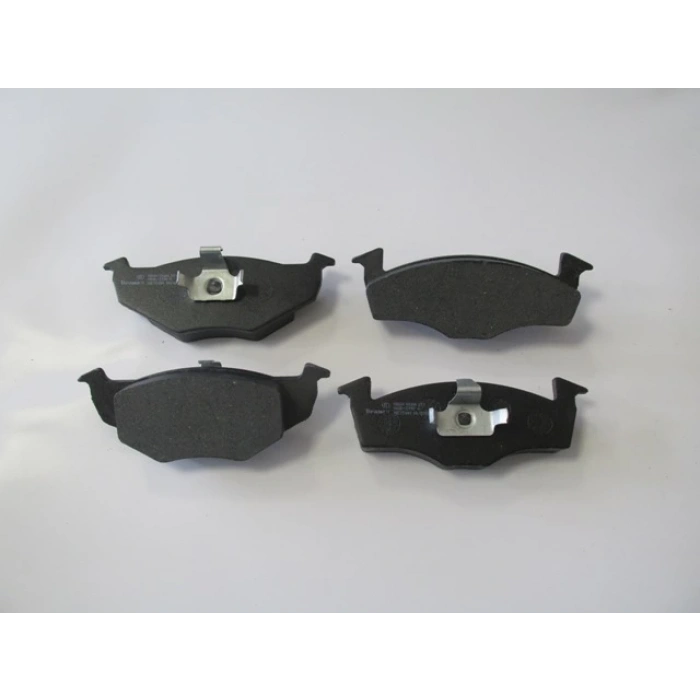 SEAT IBIZA- 93/96; ÖN FREN BALATASI (DİSK) (141,6X50X18,80/141,6X47,4X18,80) (BRAMAX)