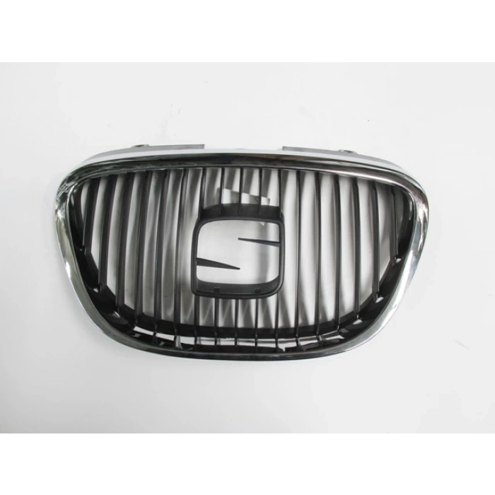 SEAT TOLEDO- 05/07; ÖN PANJUR SİYAH (NİKELAJ ÇERÇEVELİ) (TÜV)(TYG)