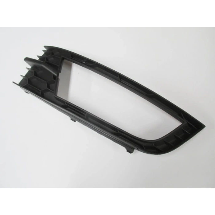 SKODA OCTAVIA- 13/17; SİS LAMBA KAPAĞI SOL SİS DELİKLİ (TW-Y)