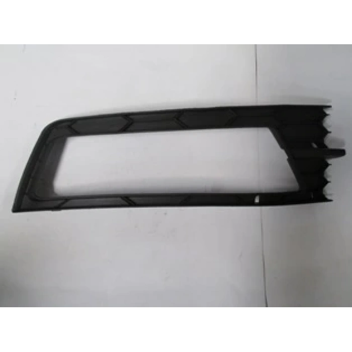 SKODA RAPID- 13/16; SİS LAMBA KAPAĞI SOL SİS DELİKLİ (TW)
