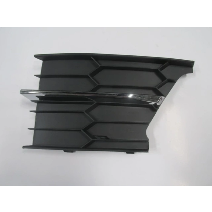 SKODA SUPERB- 13/15; SİS LAMBA KAPAĞI SAĞ (NİKELAJ ÇITALI) (TW-Y)