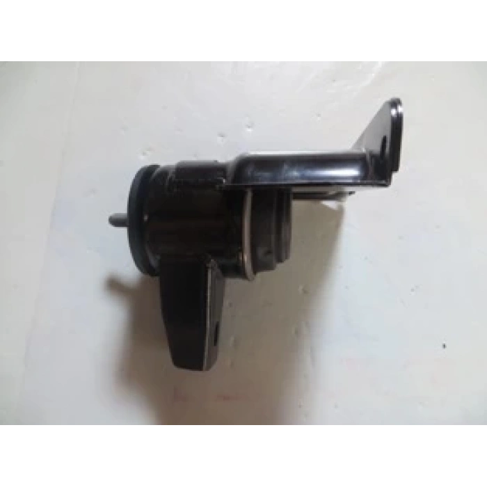 SUZUKI SWIFT- 05/11; MOTOR TAKOZU SAĞ (TENACITY)