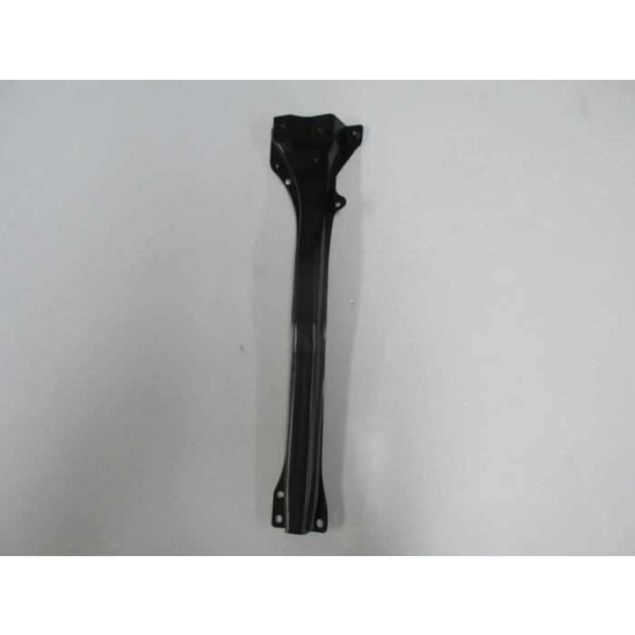 SUZUKI SWIFT- 05/11; ÖN PANEL ORTA PARÇA (TYG)