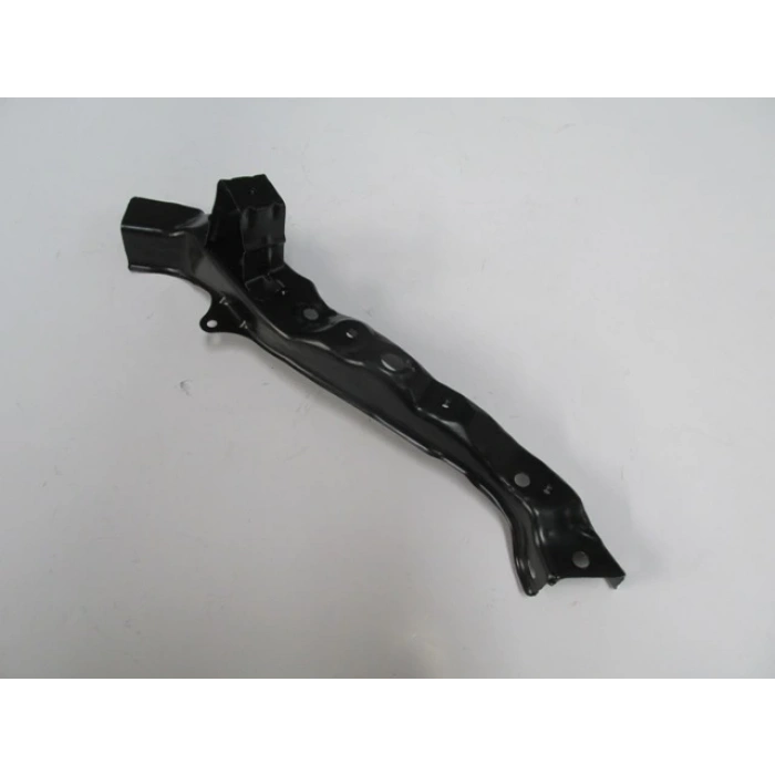 TOYOTA AURIS- 07/10; ÖN PANEL ÜST PARÇA SOL (TYG)