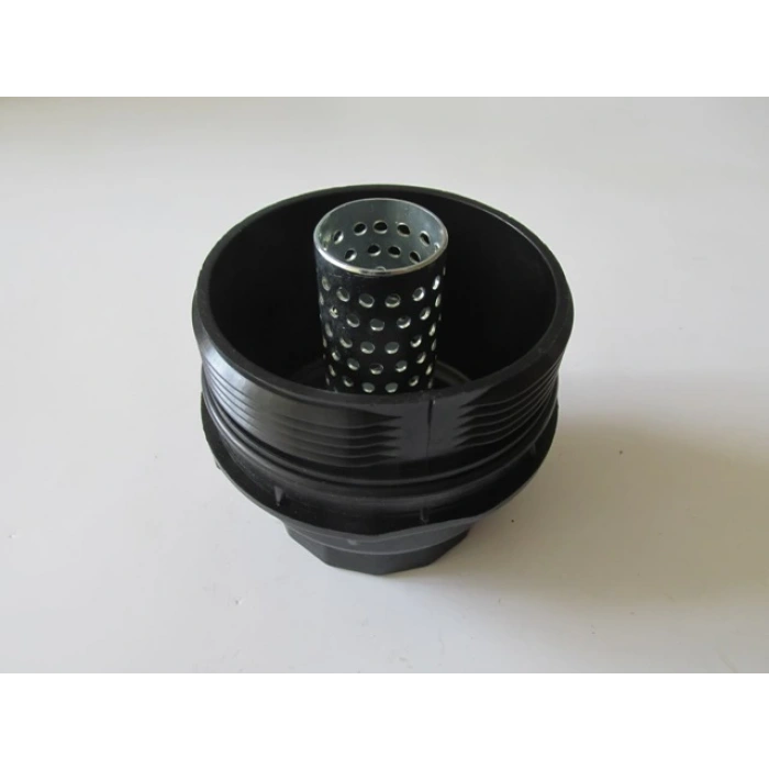 TOYOTA AVENSIS- 03/09; MOTOR YAĞ FİLTRE KAPAĞI (D-4D DİZEL) (PLASTİK)