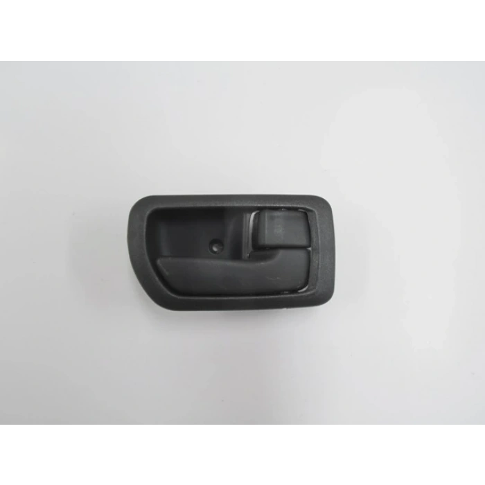 TOYOTA CARINA- 97/98; ÖN KAPI İÇ AÇMA KOLU SAĞ SİYAH (HUSHAN)