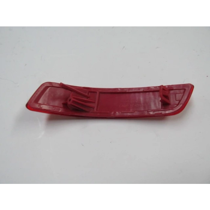 TOYOTA COROLLA- NDE180- 13/18; ARKA TAMPON REFLEKTÖRÜ SAĞ KIRMIZI