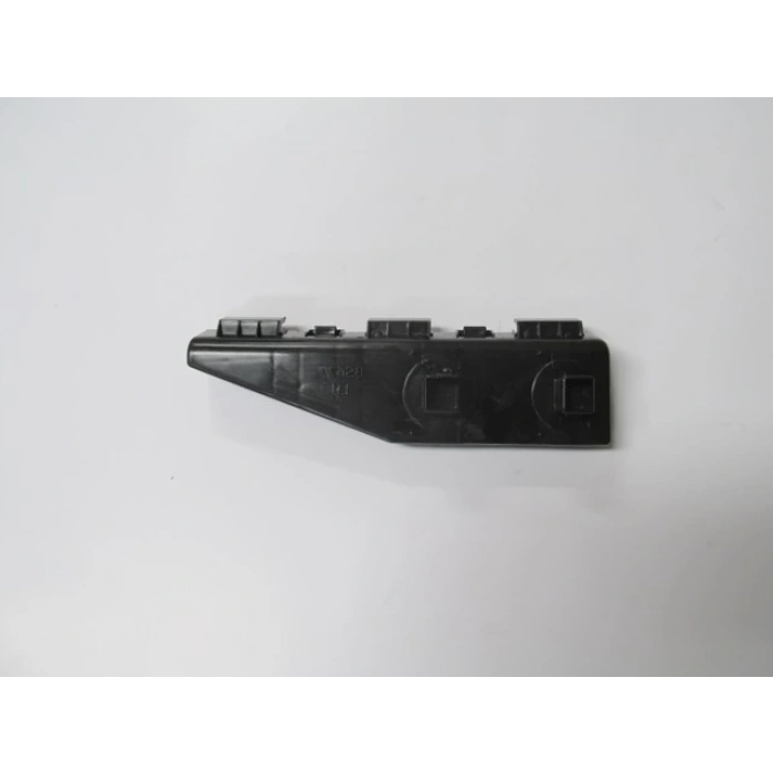 TOYOTA COROLLA- ZZE121- 05/06; ARKA TAMPON BAĞLANTI BRAKETİ İÇ SAĞ (KÜÇÜK TİP) (CASP)