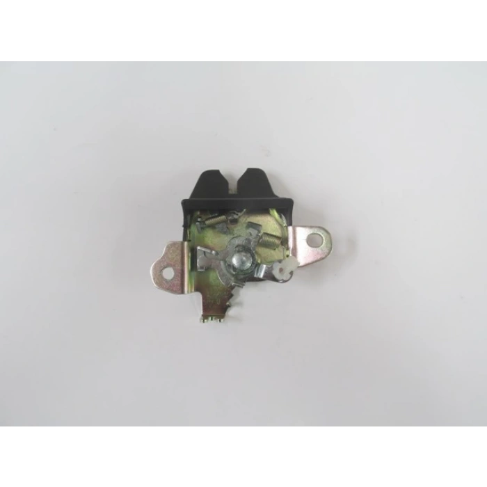 TOYOTA CORONA- AT181- 90/92; BAGAJ KİLİDİ (HUSHAN)