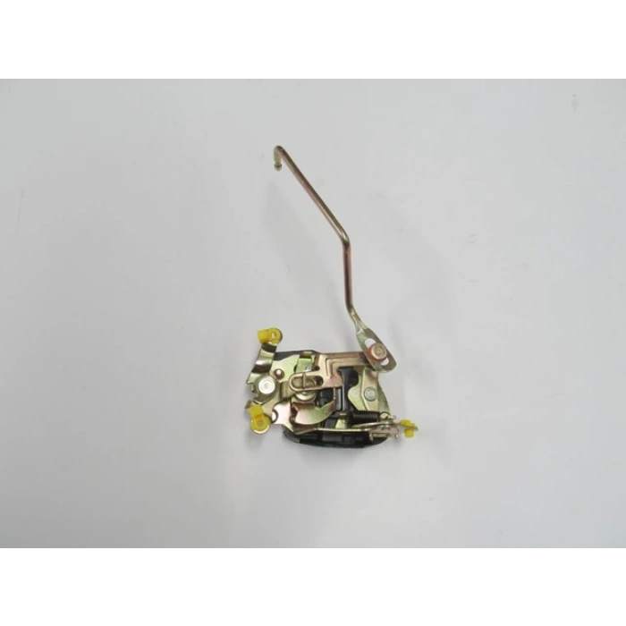 TOYOTA HILUX- PICK UP LN106- 89/97; ÖN KAPI KİLİDİ SAĞ (HUSHAN)