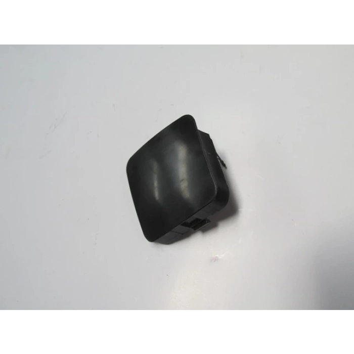 TOYOTA RAV4- 09/10; ÖN TAMPON ÇEKİ DEMİRİ KAPAĞI SAĞ (TYG)