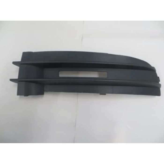 VOLKSWAGEN CADDY- 04/10; SİS LAMBA KAPAĞI SAĞ SİS DELİKSİZ