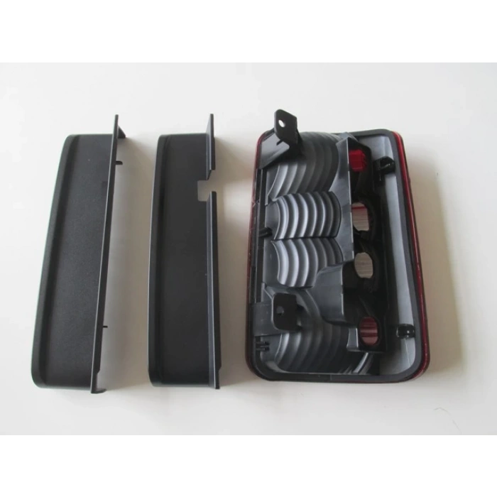 VOLKSWAGEN CADDY- 04/10; STOP LAMBASI SOL KIRMIZI/BEYAZ (MARS) (E MARKLI)