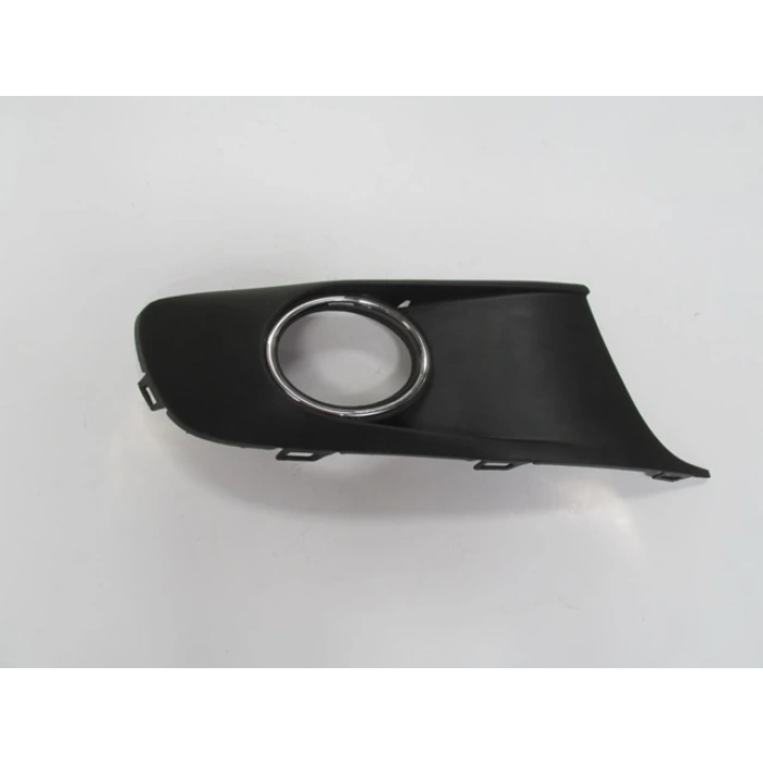 VOLKSWAGEN CADDY- 11/15; SİS LAMBA KAPAĞI SAĞ SİS DELİKLİ (NİKELAJ ÇITALI) (TW)