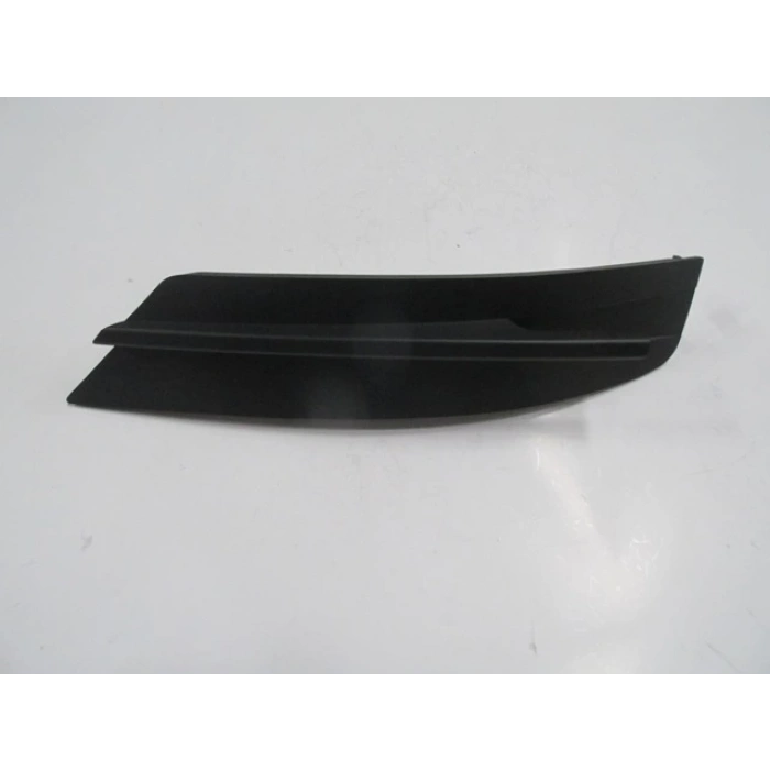 VOLKSWAGEN CRAFTER- 18/25; SİS LAMBA KAPAĞI ÜST PANJURU SAĞ (TYG)