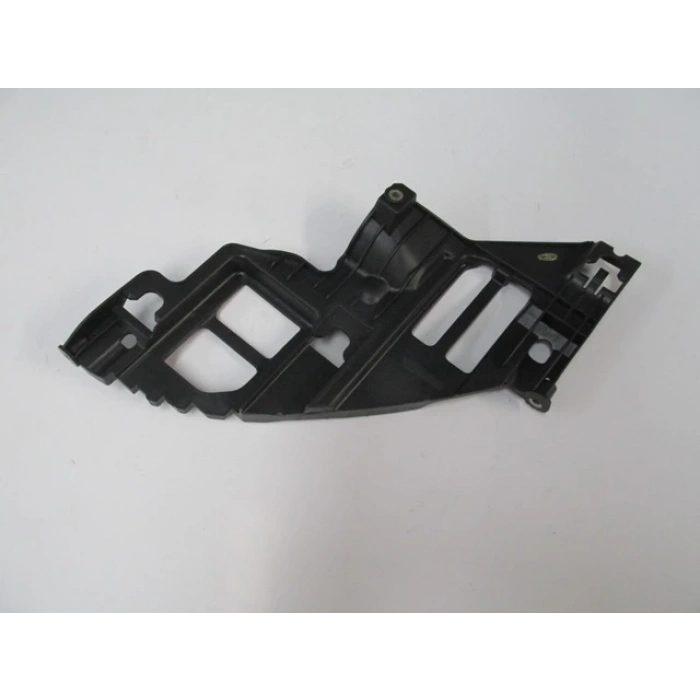 VOLKSWAGEN GOLF- 6- 09/12; FAR ALT BAĞLANTI BRAKETİ SOL (FAR ALTINA TAKILAN) PLASTİK (TYG)