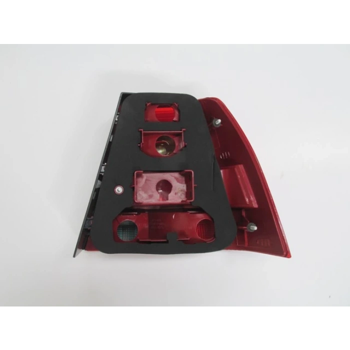 VOLKSWAGEN JETTA- 3- 99/04; STOP LAMBASI SOL USA TİP (TYC)