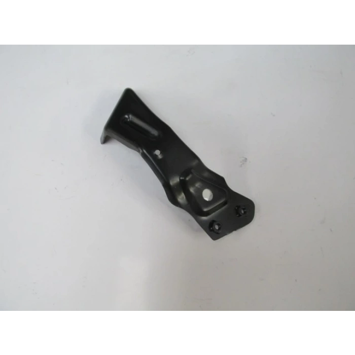 VOLKSWAGEN JETTA- 6- 11/14; ÖN ÇAMURLUK İÇ BAĞLANTI BRAKETİ SOL (TYG)