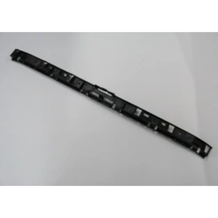 VOLKSWAGEN JETTA- 6- 14/18; ARKA TAMPON BRAKETİ ORTA PLASTİK (TW)