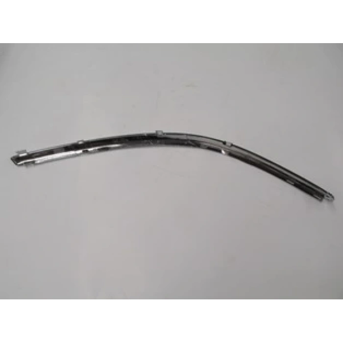 VOLKSWAGEN PASSAT- B5- 01/05; ÖN TAMPON BANDI ÜST NİKELAJI SOL (TW)