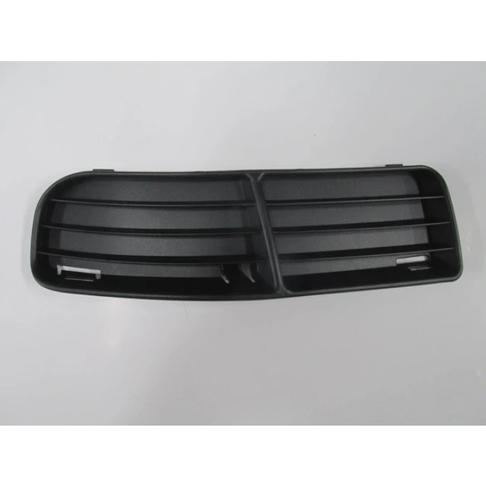 VOLKSWAGEN POLO- 3- 95/99; SİS LAMBA KAPAĞI SOL SİS DELİKSİZ